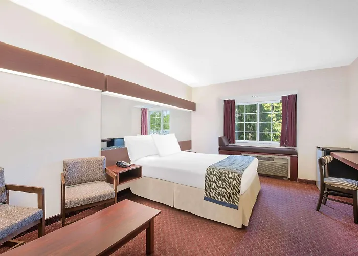 Microtel Inn & Suites By Wyndham Hamburg